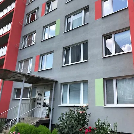 Jedenast.sk, Namestie Kozmonautov 5 Apartman