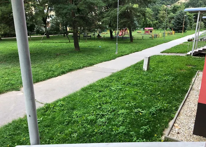 Jedenast.sk, Namestie Kozmonautov 5 Lägenhet